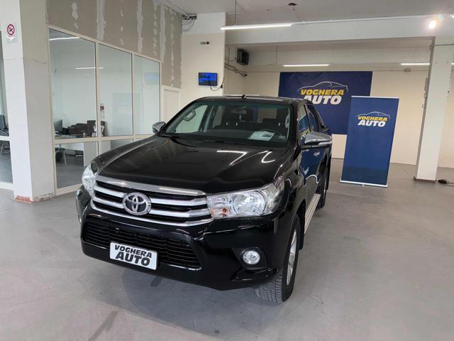 TOYOTA Hilux 2.4 D-4D A/T 4WD 4 porte Double Cab Executive Immagine 1