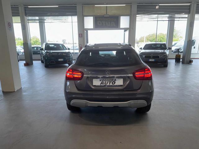 MERCEDES-BENZ GLA 180 d Automatic Business Extra Immagine 3