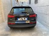 AUDI Q5 40 TDI quattro S tronic Business Design