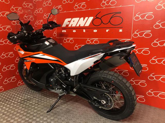 KTM 890 Adventure . Immagine 3