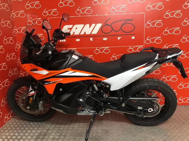 KTM 890 Adventure . Immagine 2