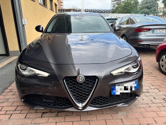 ALFA ROMEO Giulia 2.2 Turbodiesel 160 CV AT8 Business Immagine 1