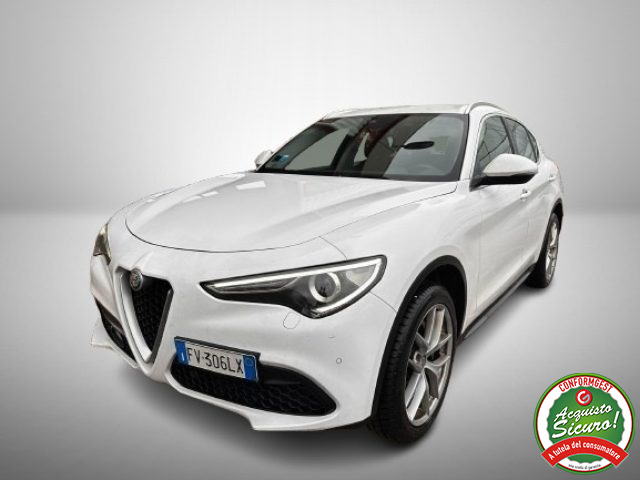 ALFA ROMEO Stelvio 2.2 Turbodiesel 190 CV AT8 Q4 Executive Immagine 1