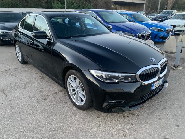 BMW 320 d Business Advantage aut. Immagine 2