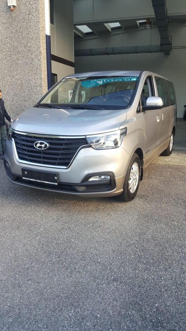 HYUNDAI H-1 Starex P716 Immagine 2