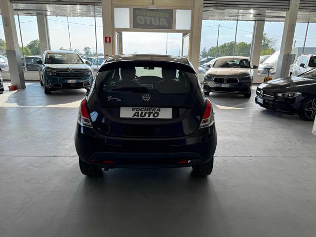 LANCIA Ypsilon 1.3 MJT 16V 95 CV 5 porte S&S Silver Immagine 3