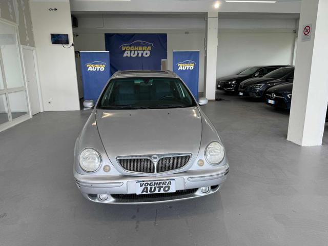 LANCIA Lybra 1.9 JTD cat Station Wagon LX Immagine 0