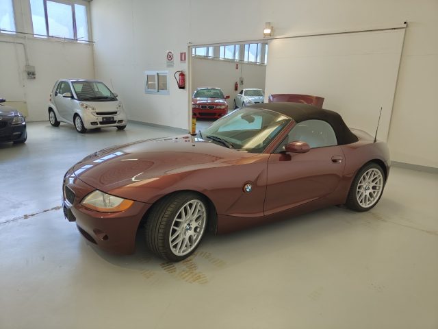 BMW Z4 2.5i cat Roadster hard top Immagine 4