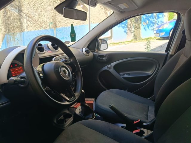 SMART ForFour 70 1.0 Superpassion Immagine 2