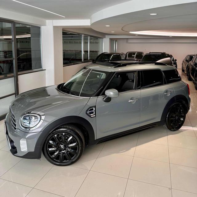 MINI Countryman 1.5 One D Countryman + TETTO / FULL LED / CERCHI Immagine 2