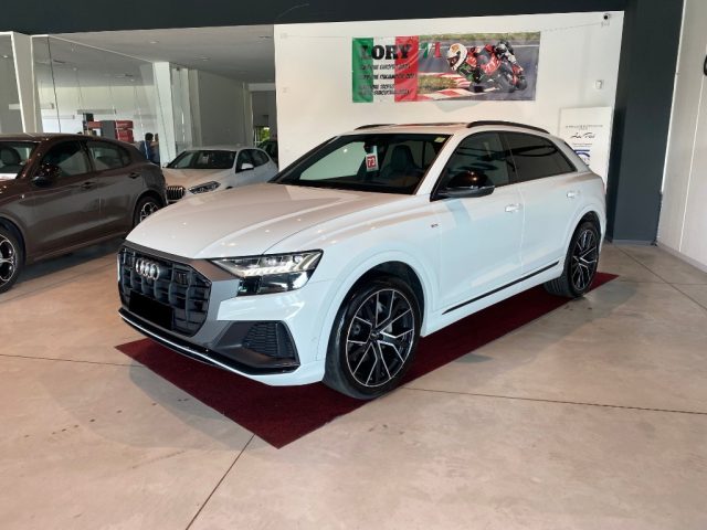 AUDI Q8 50 TDI 286 CV quattro tiptronic Immagine 2