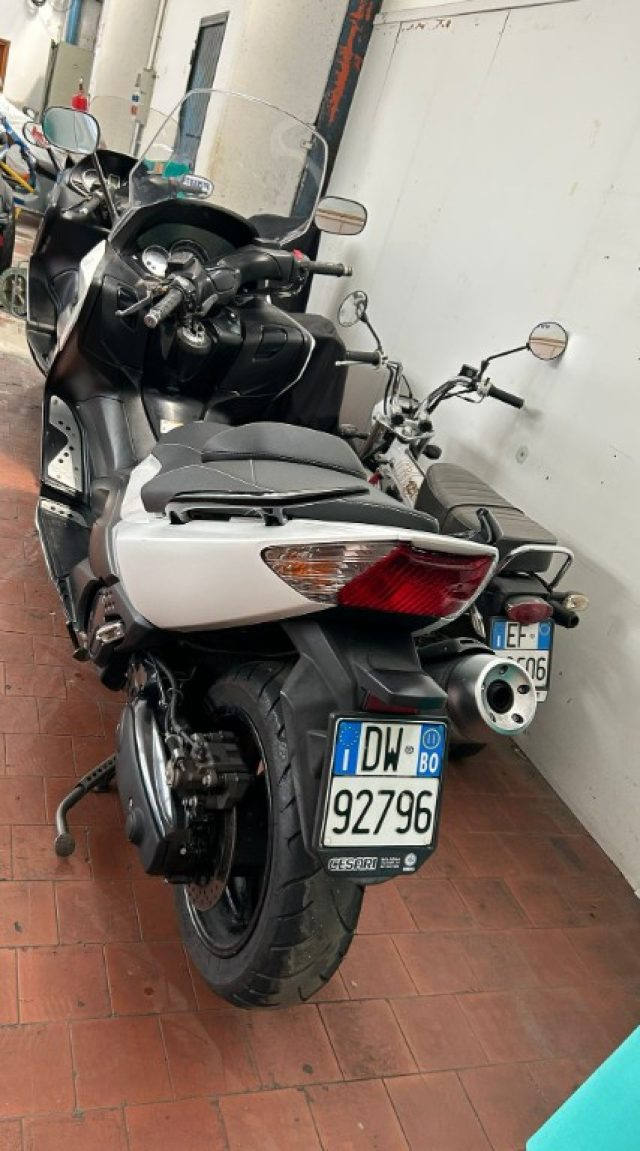 YAMAHA T-Max 500 XP500 Immagine 2