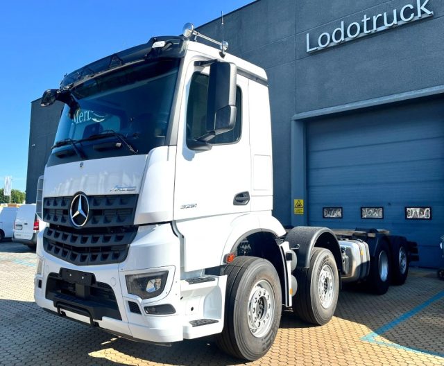 MERCEDES-BENZ Arocs 3251 L 8x2 Immagine 0