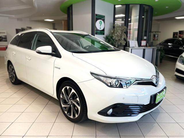 TOYOTA Auris Touring Sports 1.8 Hybrid Active Immagine 2