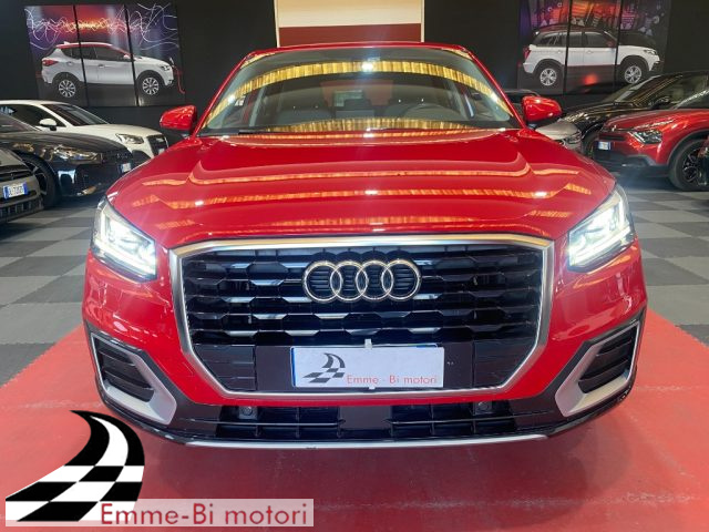 AUDI Q2 30 TFSI S tronic Business Design Immagine 1