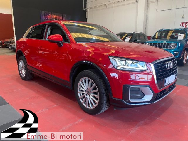 AUDI Q2 30 TFSI S tronic Business Design Immagine 2