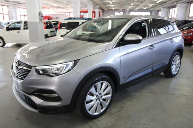 OPEL Grandland X 1.6 Hybrid4 Plug-in aut. AWD 300 CV Immagine 1