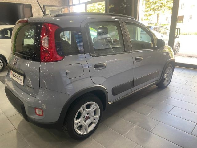 FIAT Panda 1.0 FireFly S&S Hybrid City Life Immagine 4