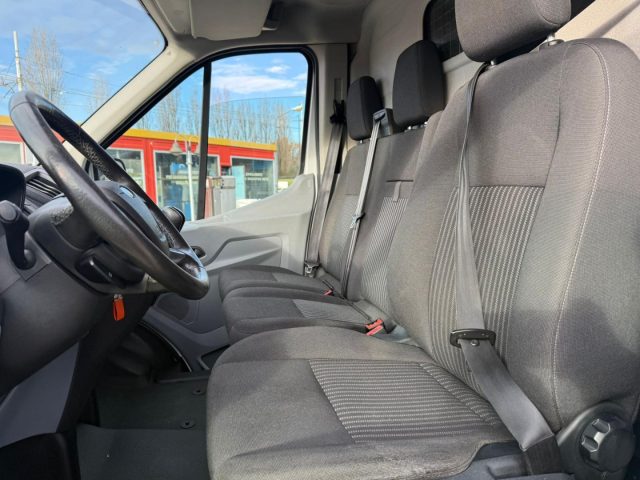 FORD Transit 350 2.0TDCi EcoBlue 170CV L4 Furg. Jumbo Tre Immagine 4