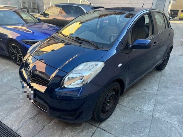 TOYOTA Yaris 1.3 5 porte Sol Immagine 0