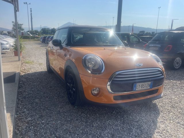 MINI Cooper 1.5 Cooper Immagine 1