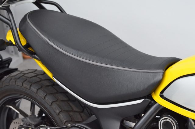 DUCATI Scrambler 800 Icon 2022 - 6.000 KM + BAULETTO Immagine 4