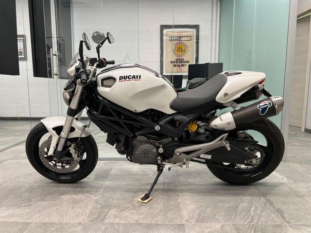 DUCATI Monster 696 696 plus*2 PROPRIETARIO*TERMIGNONI Immagine 2