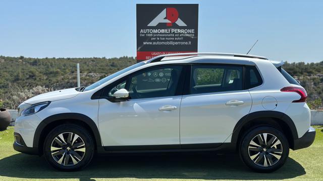 PEUGEOT 2008 BlueHDi 100cv Allure (Navi/LED/Pelle/APP) Immagine 3