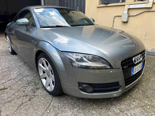 AUDI TT Coupé 3.2 V6 quattro Immagine 1