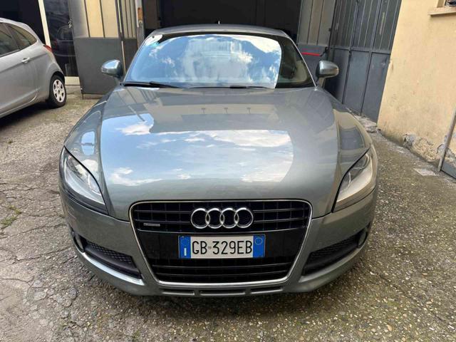 AUDI TT Coupé 3.2 V6 quattro Immagine 2