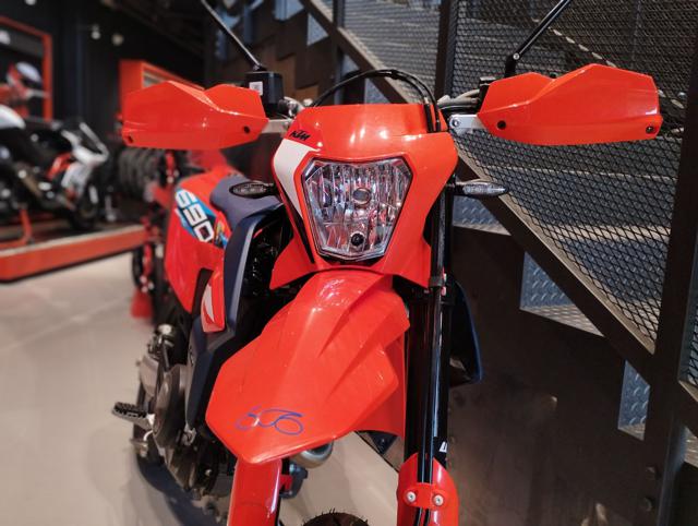 KTM 690 SMC 690 SMC Immagine 2