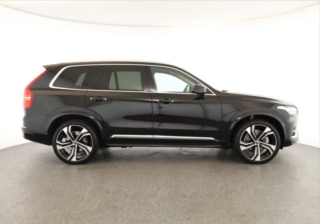 VOLVO XC90 B5 AWD Plus Bright MHEV 7 posti TETTO NAVI 4X4 Immagine 2