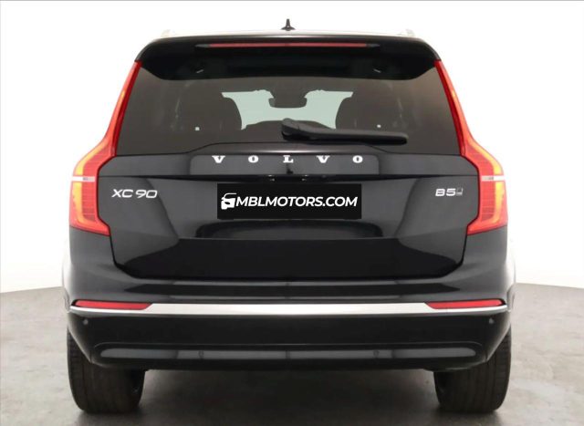 VOLVO XC90 B5 AWD Plus Bright MHEV 7 posti TETTO NAVI 4X4 Immagine 4