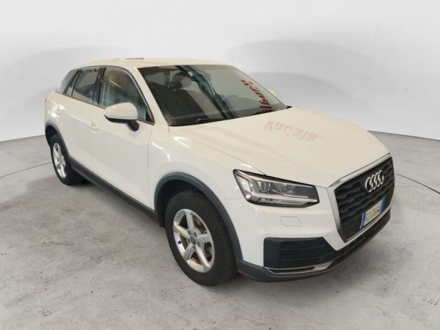 AUDI Q2 30 TFSI Business Immagine 1