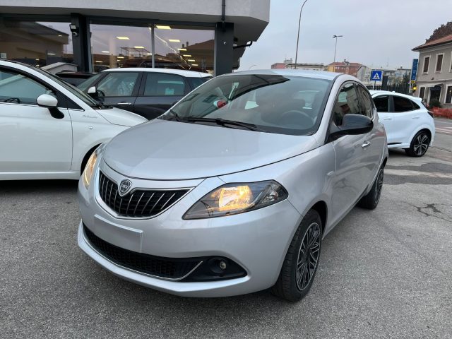 LANCIA Ypsilon 1.0 FireFly 5 porte S&S Hybrid Ecochic Gold Immagine 0