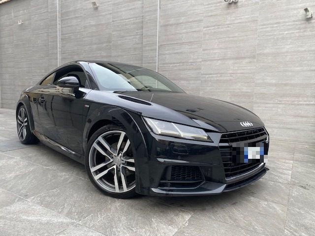 AUDI TT Coupé 2.0 TDI ultra S line Immagine 2