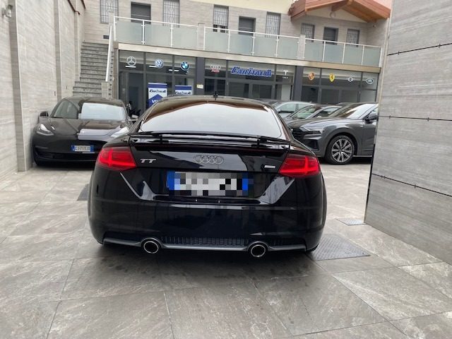 AUDI TT Coupé 2.0 TDI ultra S line Immagine 4