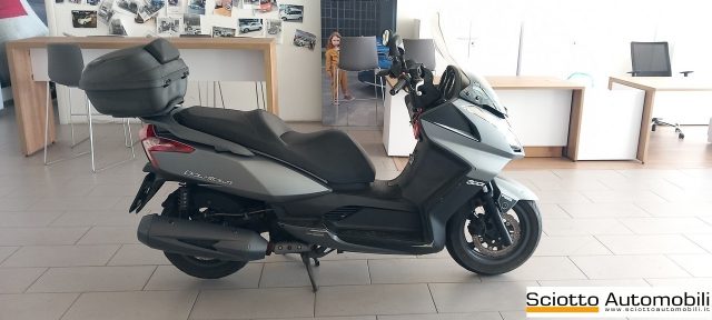 KYMCO Downtown 300i . Immagine 1