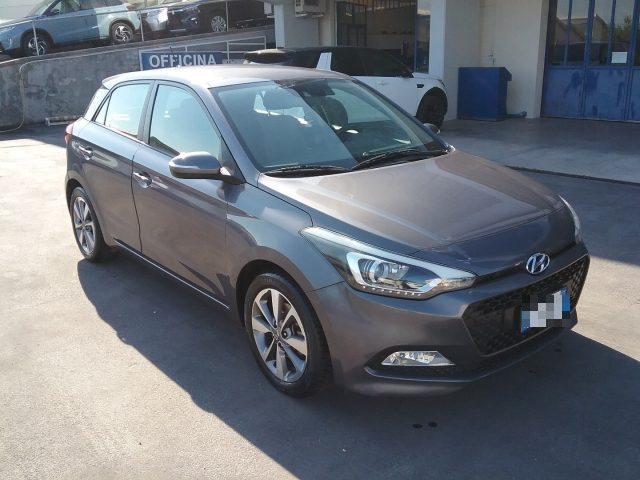 HYUNDAI i20 RECANATI - NEOPATENTATI - 1.1 CRDi 12V 5p Style Immagine 2