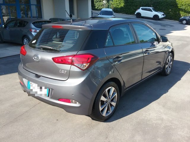 HYUNDAI i20 RECANATI - NEOPATENTATI - 1.1 CRDi 12V 5p Style Immagine 3