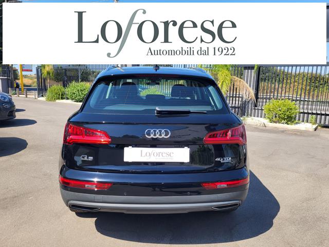 AUDI Q5 40 TDI quattro S tronic Business Immagine 4