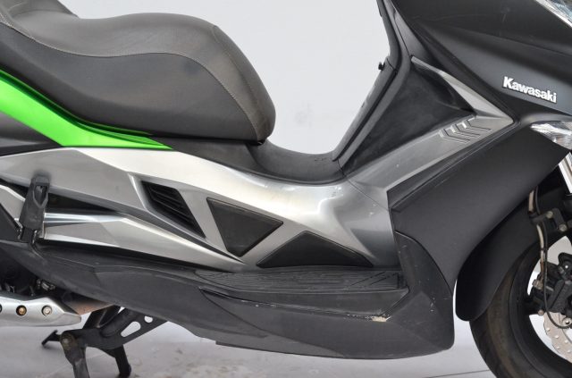 KAWASAKI J 300 ABS 2016 Immagine 2