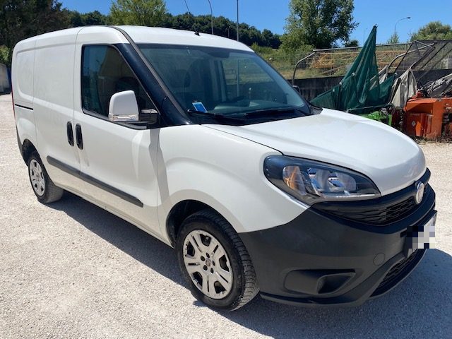 FIAT DOBLO' 1.3 MJT  ANNO 2019 KM 114279 Immagine 2