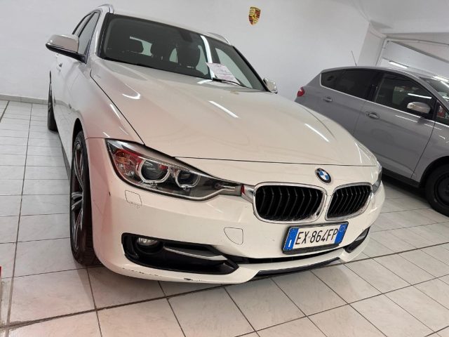 BMW 320 d xDrive Touring Sport Immagine 3