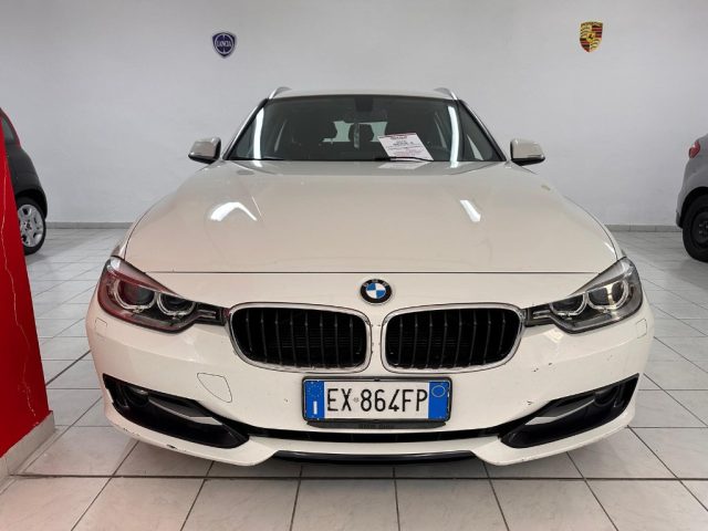 BMW 320 d xDrive Touring Sport Immagine 2