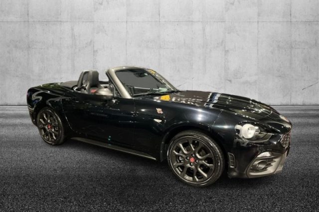 ABARTH 124 Spider 1.4 Turbo MultiAir 170 CV Immagine 1