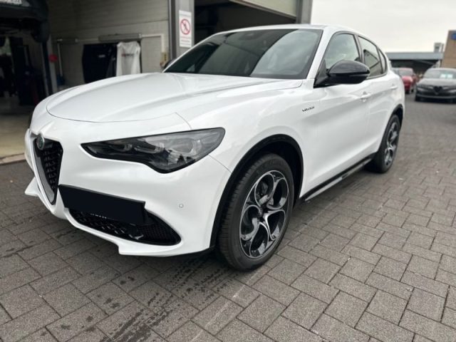 ALFA ROMEO Stelvio 2.0 Turbo 280 CV AT8 Q4 Veloce Immagine 1