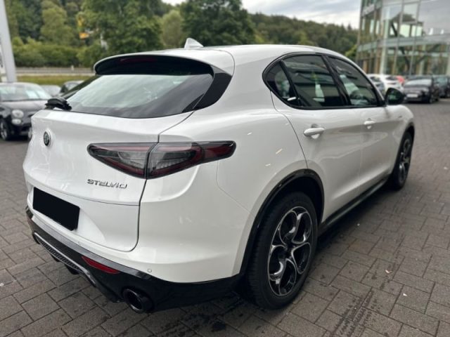 ALFA ROMEO Stelvio 2.0 Turbo 280 CV AT8 Q4 Veloce Immagine 2