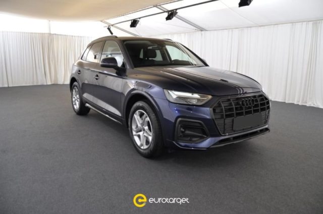 AUDI Q5 35 TDI S tronic Business Immagine 0