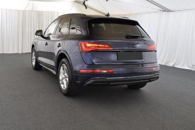 AUDI Q5 35 TDI S tronic Business Immagine 3